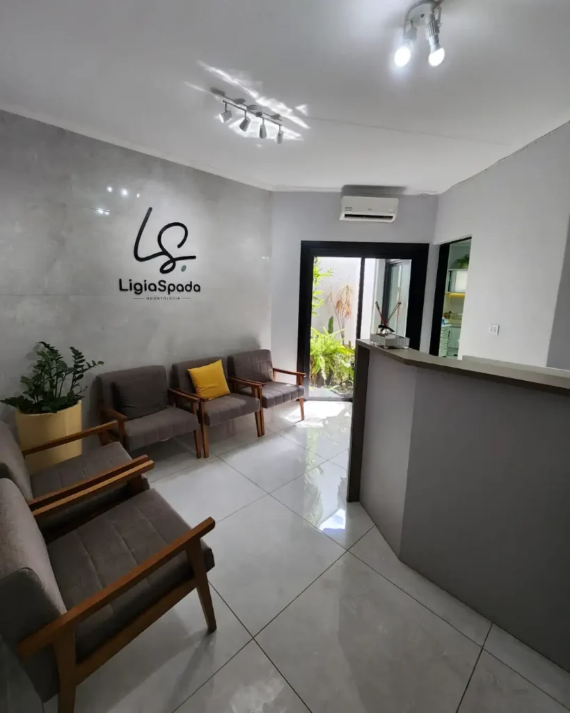 A Clínica Dentista Odontologia Lígia Spada